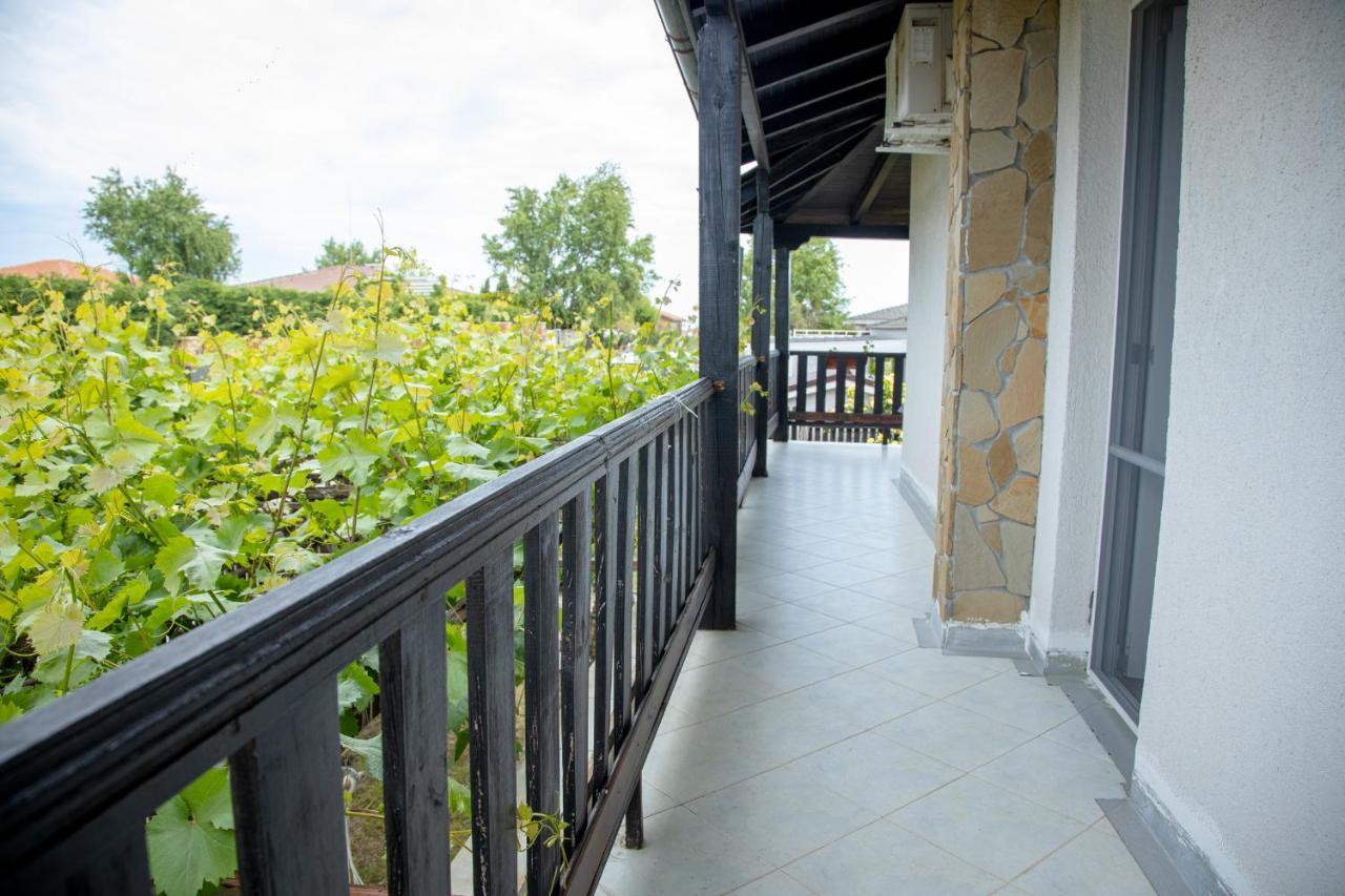 Villa Beni - 4 Bedroom Private House By Flаt Manаger Lozenets Luaran gambar